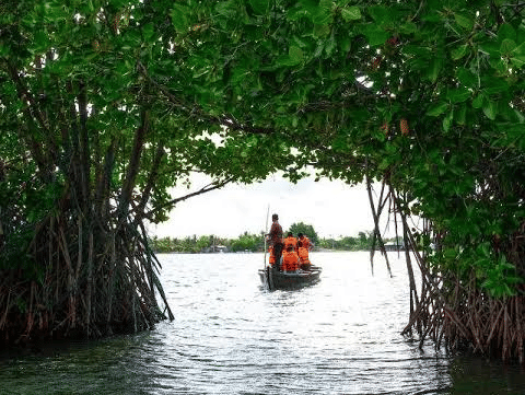 munore island kollam
