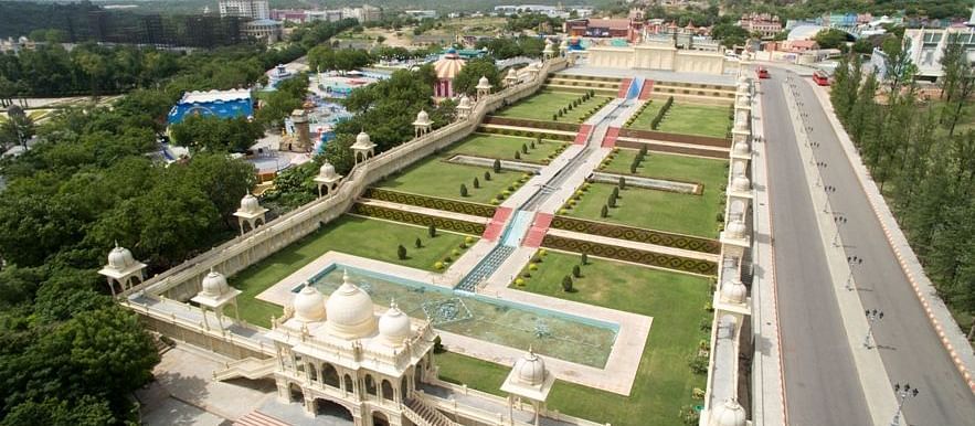 4 Mughal Garden
