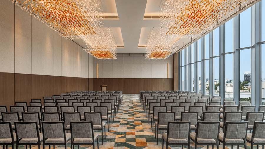 BALLROOM 4 - THEATRE STYLE