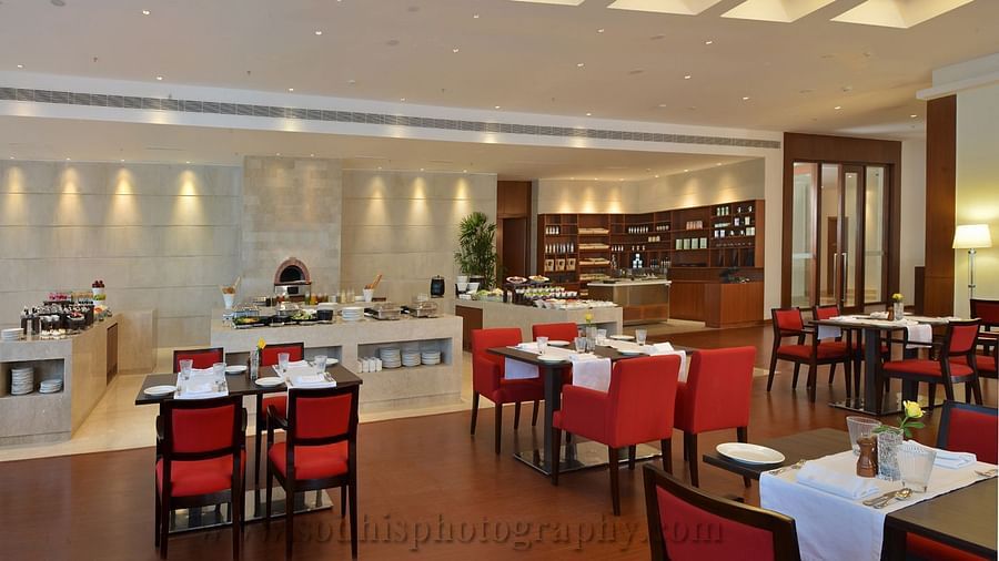 All Day Dining Park Plaza Zirakpur 1