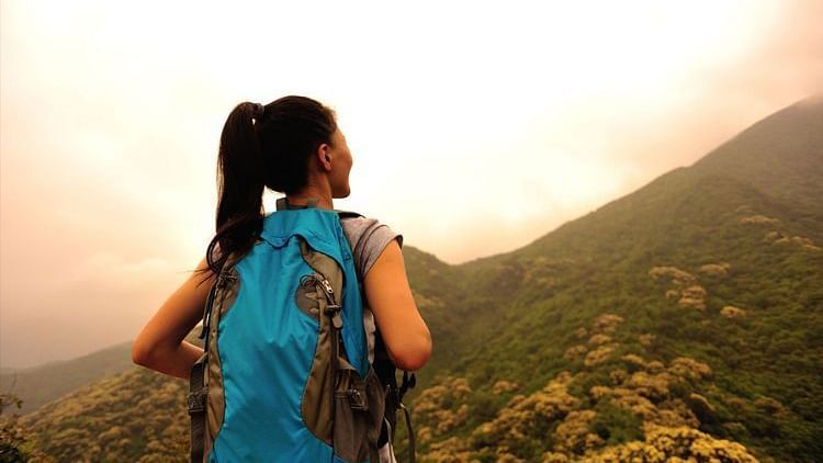 women-solo-traveller