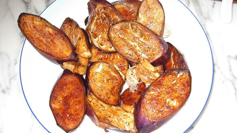 crispy and golden deep fried eggplant
