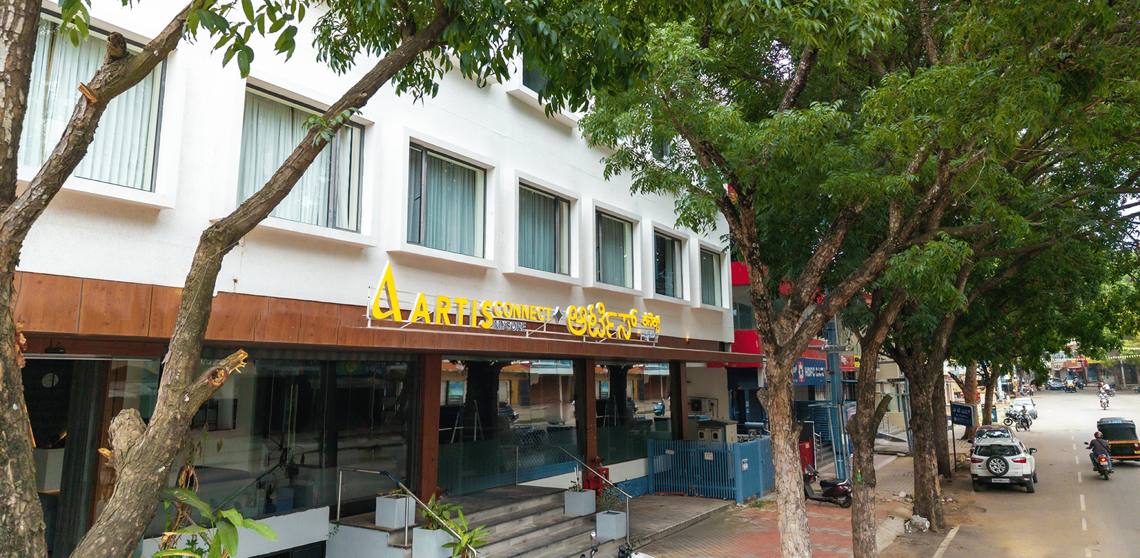 ACMY-Facade-Entrance