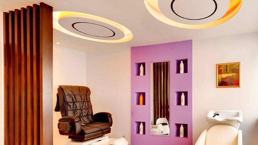 setup for pedicures and hair wash Myra Spa - Wellness Spa in Kolkata - Kenilworth Hotel 1