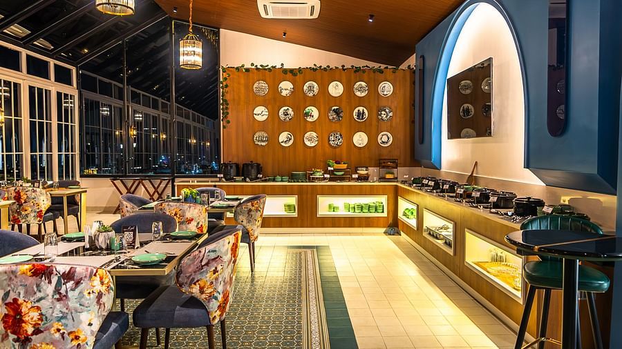 Restaurant @ Clarks Inn Express, Rishikesh