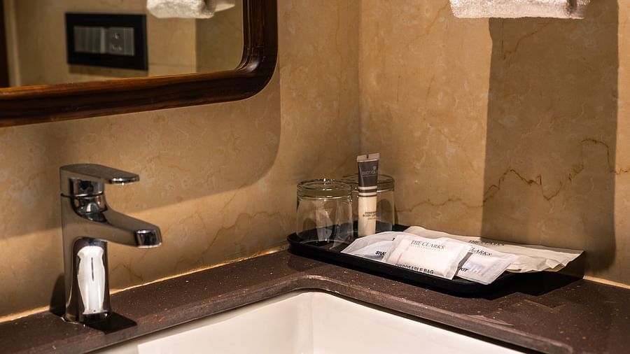 Rooms  Bathroom Amenities @ Clarks Inn Express, Rishikesh