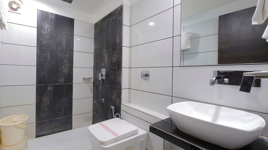 Hotel Summit, Ahmedabad Ahmedabad  T8 1597