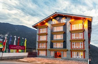 Summit Gangchen Hotel, Lachen