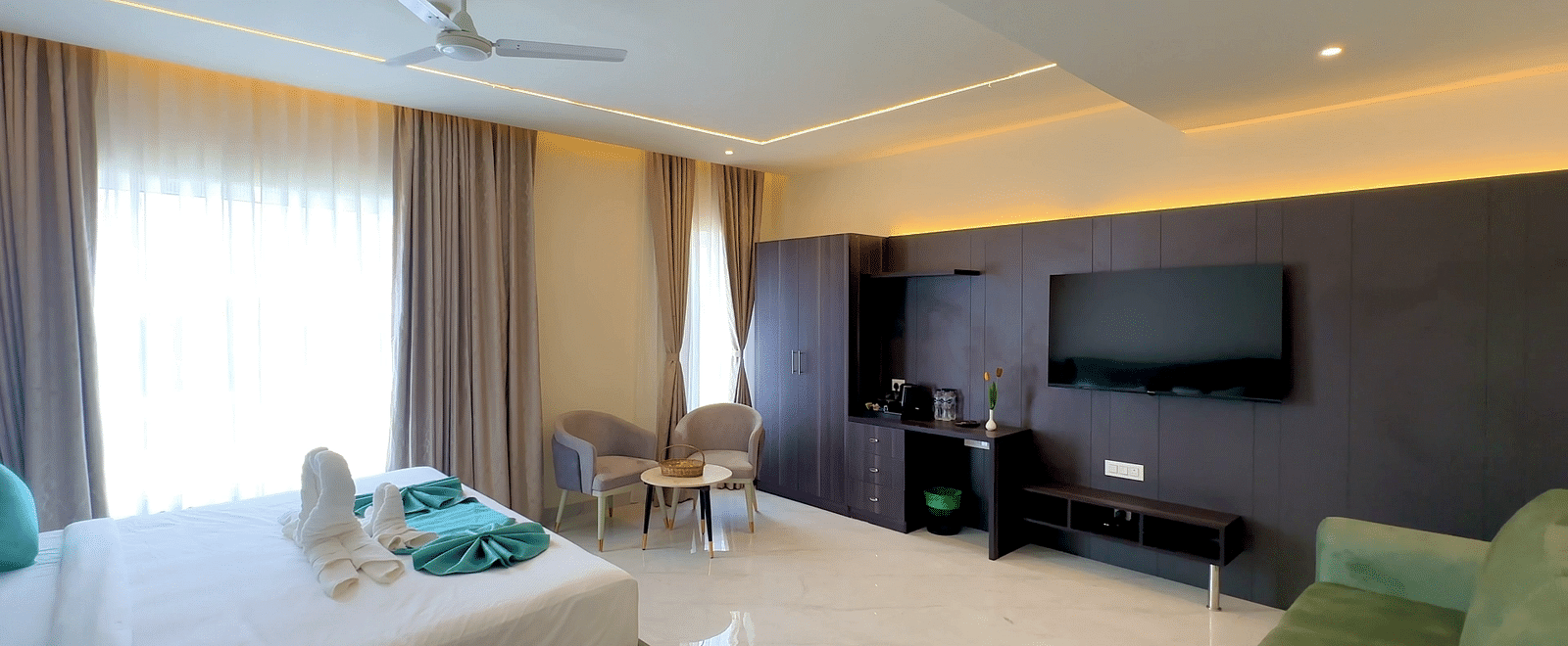 Skyline Suites