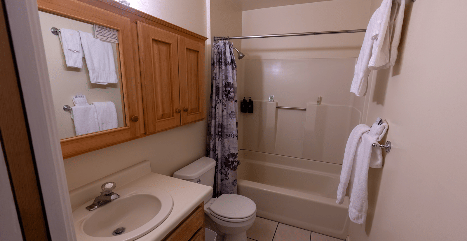 20250820-Shaver Lake-540-HDR-Edit 1920LNG