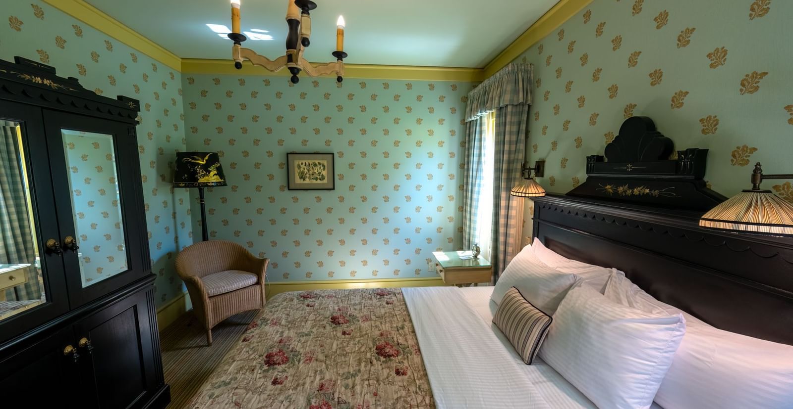 20250708-Tallman Hotel-1148-HDR-Edit 1920LNG