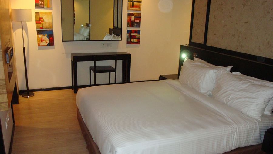 Deluxe Rooms Davanam Sarovar Portico Bangalore 1