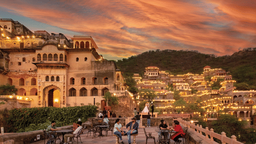 1b. NEEMRANA TWILIGHT