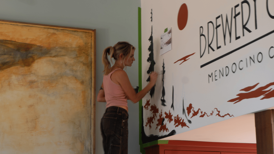 11-brewery-gulch-inn-hand-painted-great-room-mural-artist-at-work