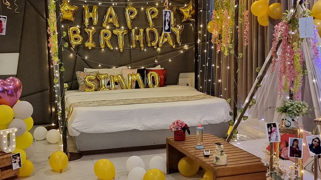 Hotel Room Decoration for Birthday in Mumbai