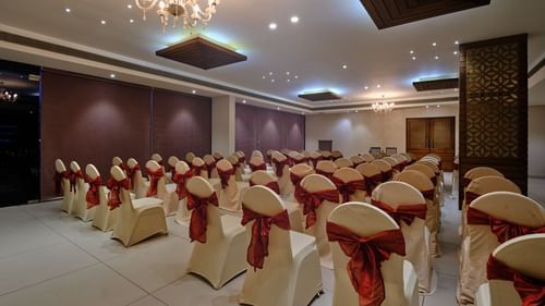 Pride Biznotel Manjusar - Chancery banquet hall with theatre style seating