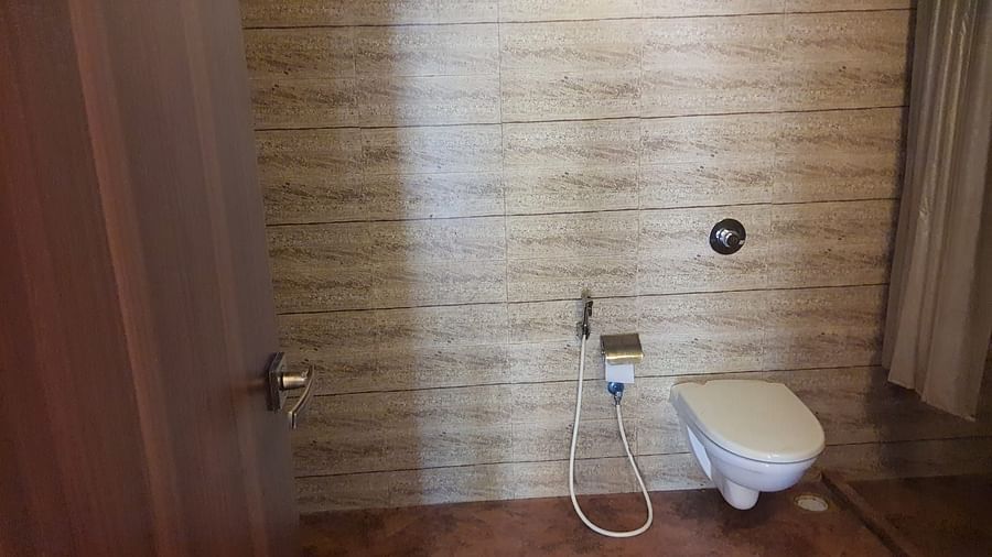 SUPER DELUXE BATHROOM 2 - ADAMO THE VILLAGE