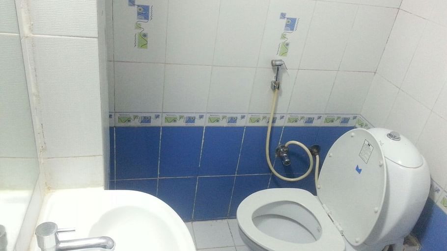 Abids Inn - Homestay, BTM Layout Bengaluru Bathroom Abids Inn homestay BTM Layout