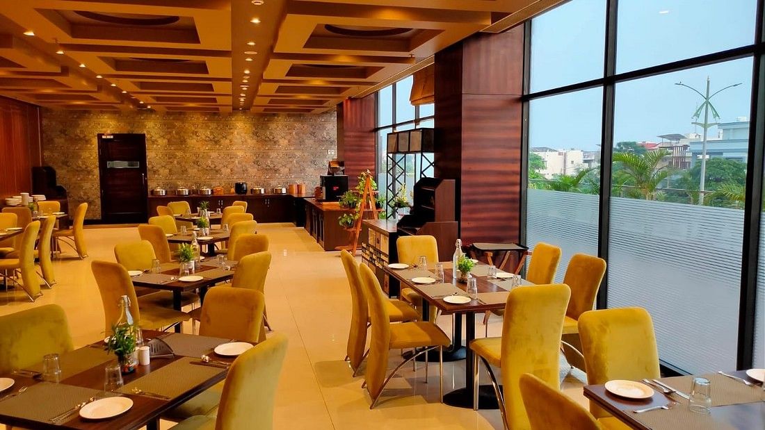 restaurant in Lucknow
