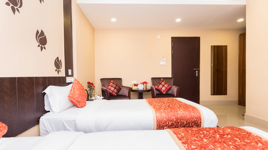 Deluxe Twin Room3
