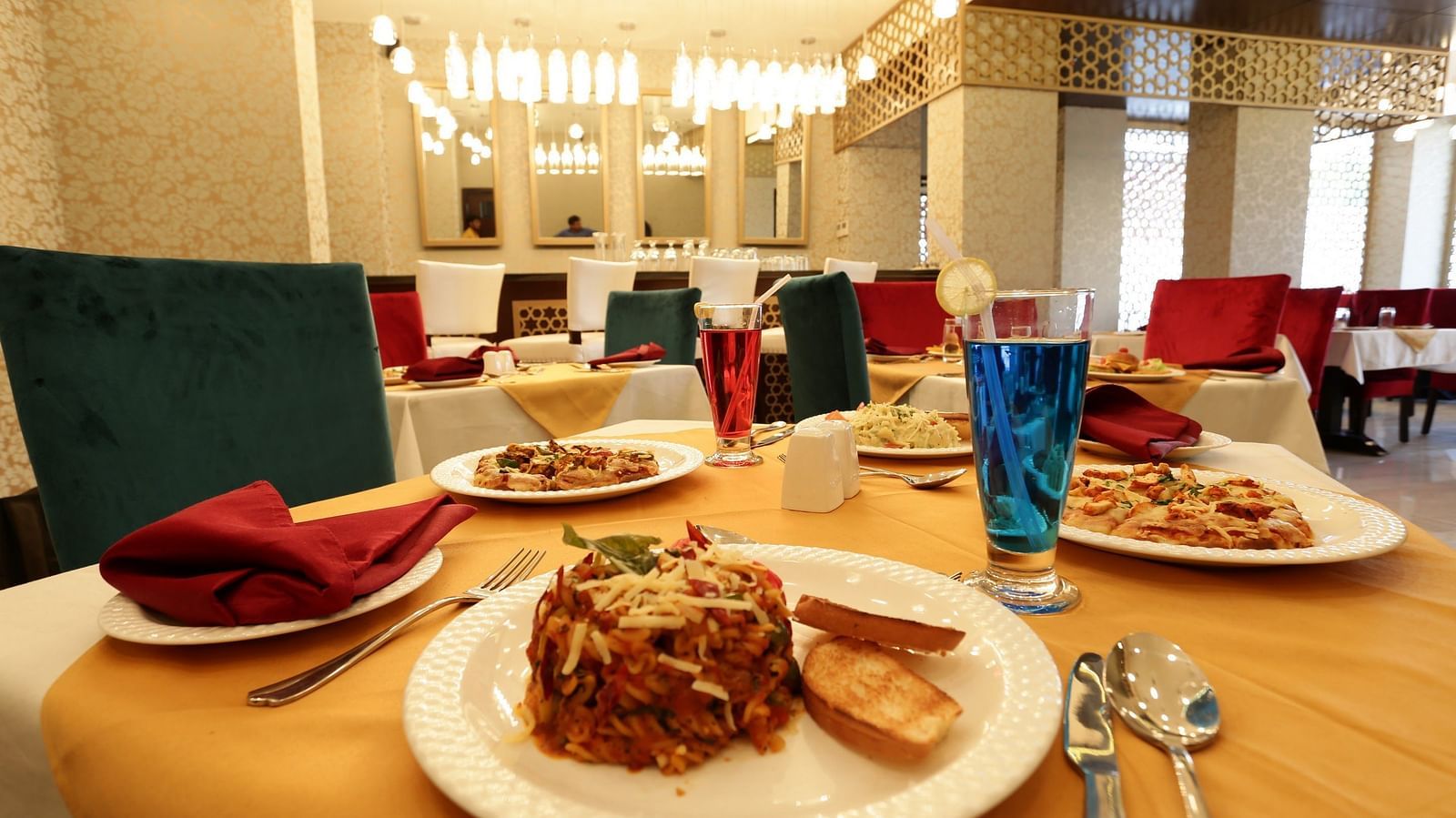 fine dining at the comfort inn sapphire, jaipur