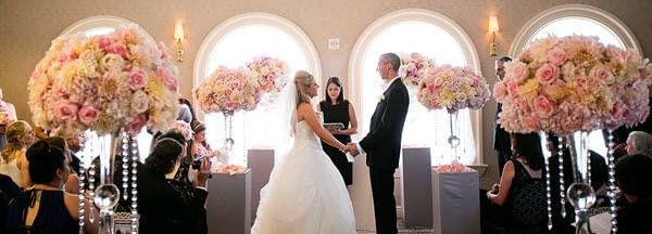 Tips-To-Book-Your-Hotel-Room-As-Wedding-Guest