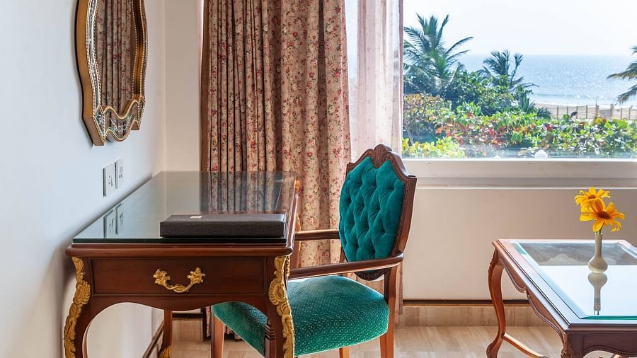 workstation in the room - Mayfair Heritage, Puri 