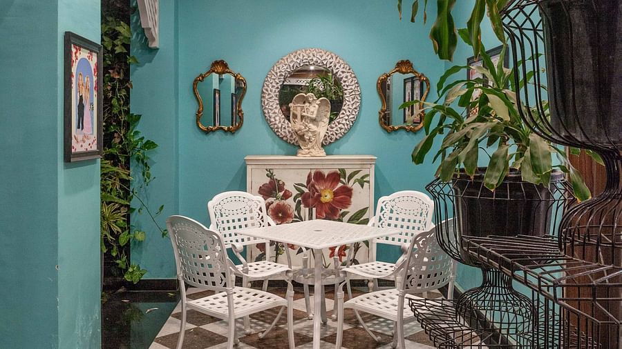 indoor dining seating space - Mayfair Lake Resort, Raipur   7