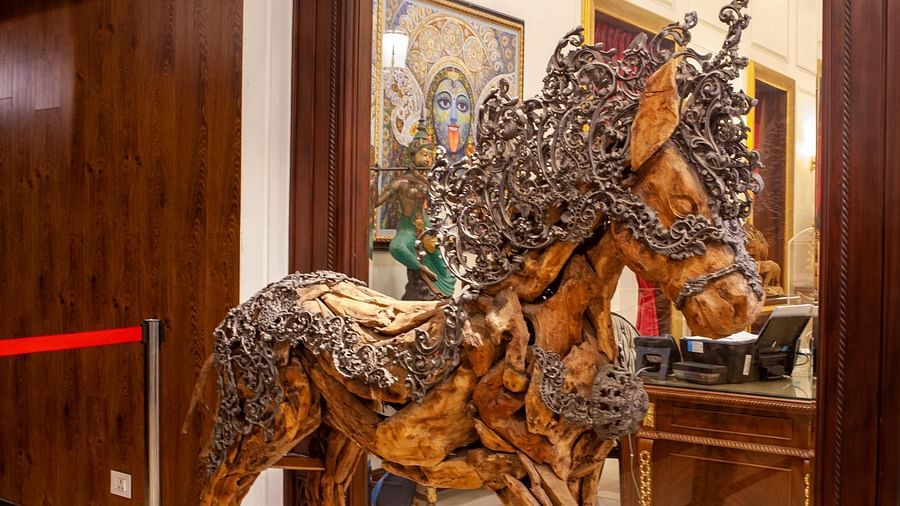 an antique - Mayfair Lake Resort, Raipur  11