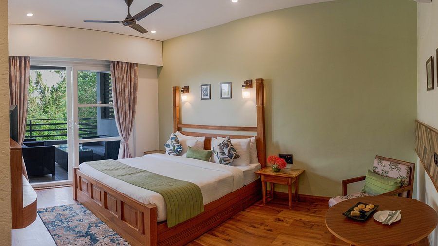 Corbett Suite- The Golden tusk, jim corbett