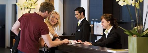 10-Hotel-Booking-Secrets-You-Need-To-Know-To-Get-The-Best-Deals-1