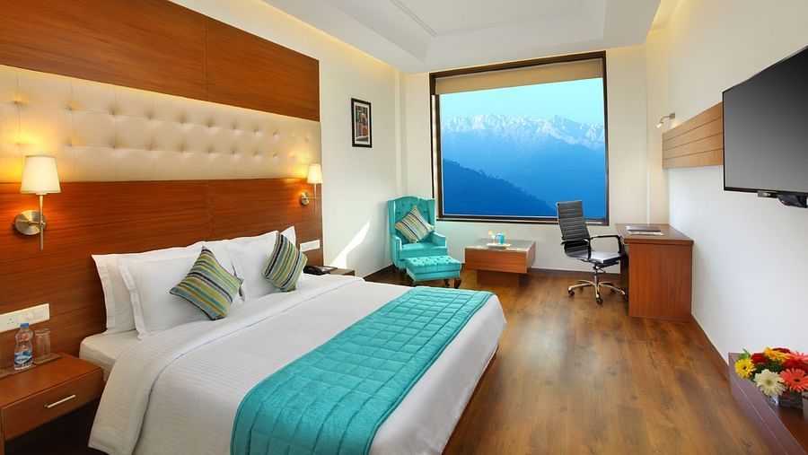 Superior Room at RS Sarovar Portico, Hotels in Palampur 2
