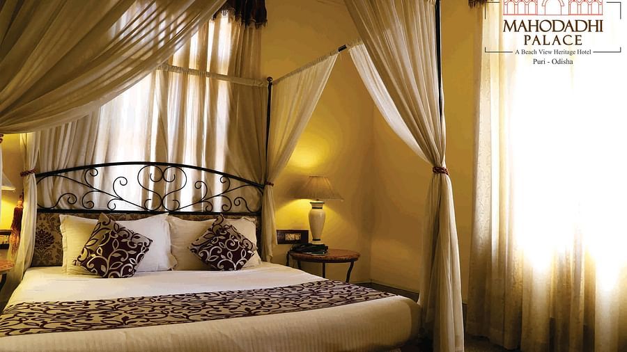 heritage suite rooms Mahodadhi Palace Beach View Heritage Hotel in Puri 4 ogoyd2