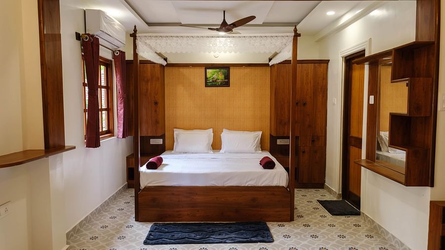 Image of a portuguese style bed at 1 bhk Executive Studio Apartment, Vistar Holidays, Goa.