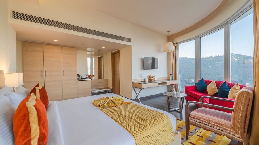 Panoramic Room