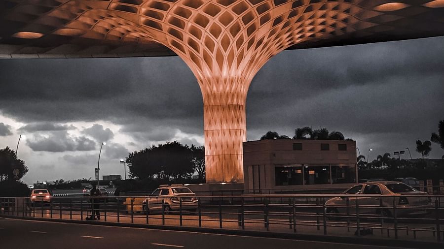 mumbai international airport at night