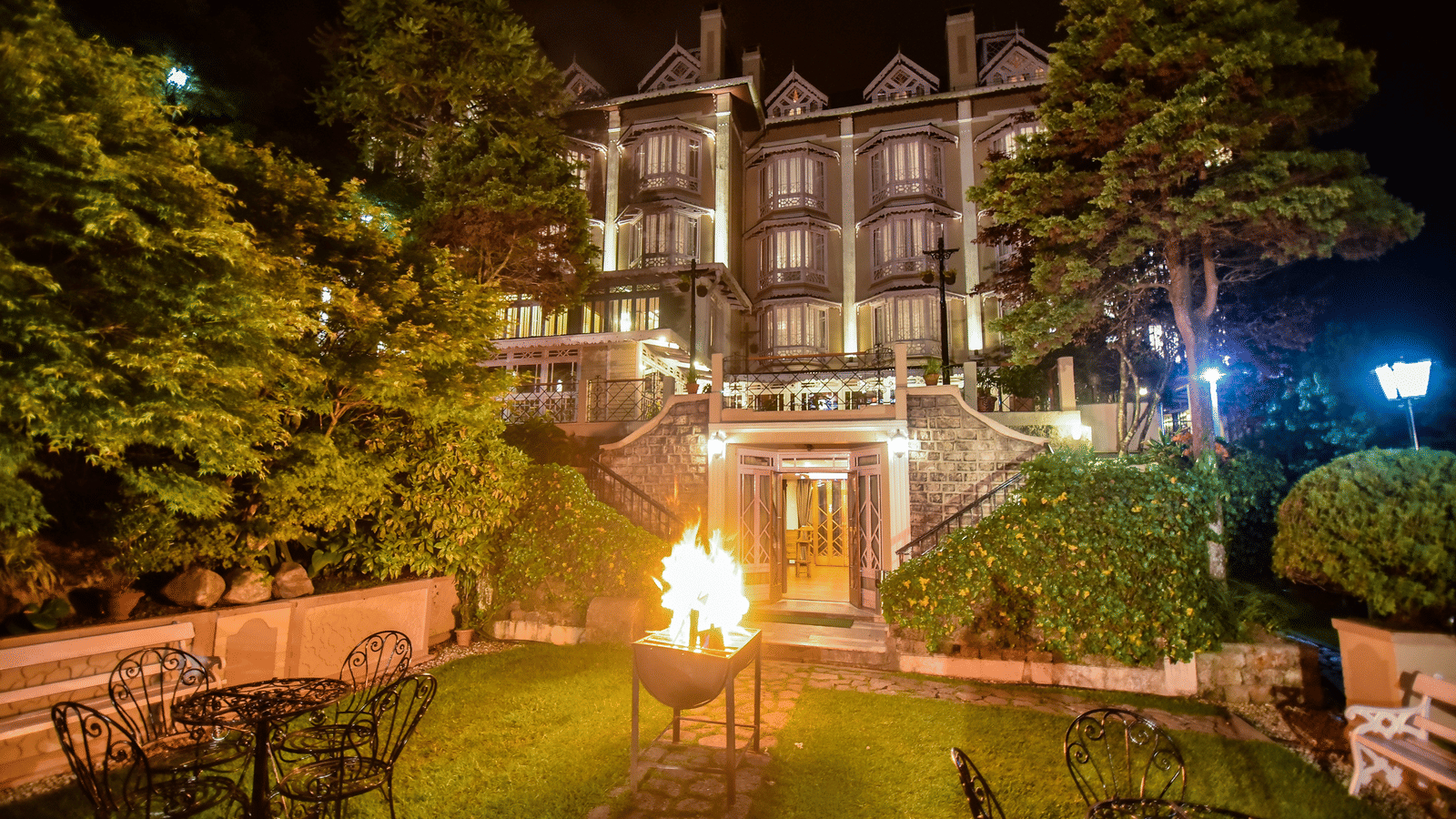 Why Stay at Cedar Inn | Cedar Inn, Darjeeling