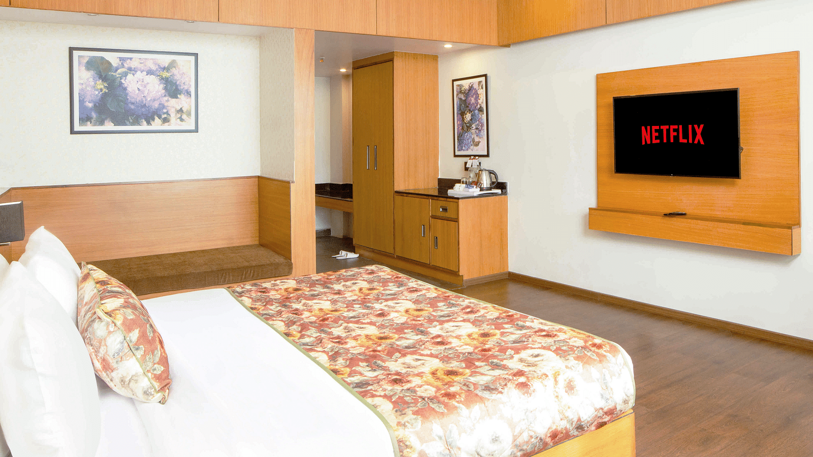 Premium Junior Suite with Sofa Cum Bed View Room1 scsor1