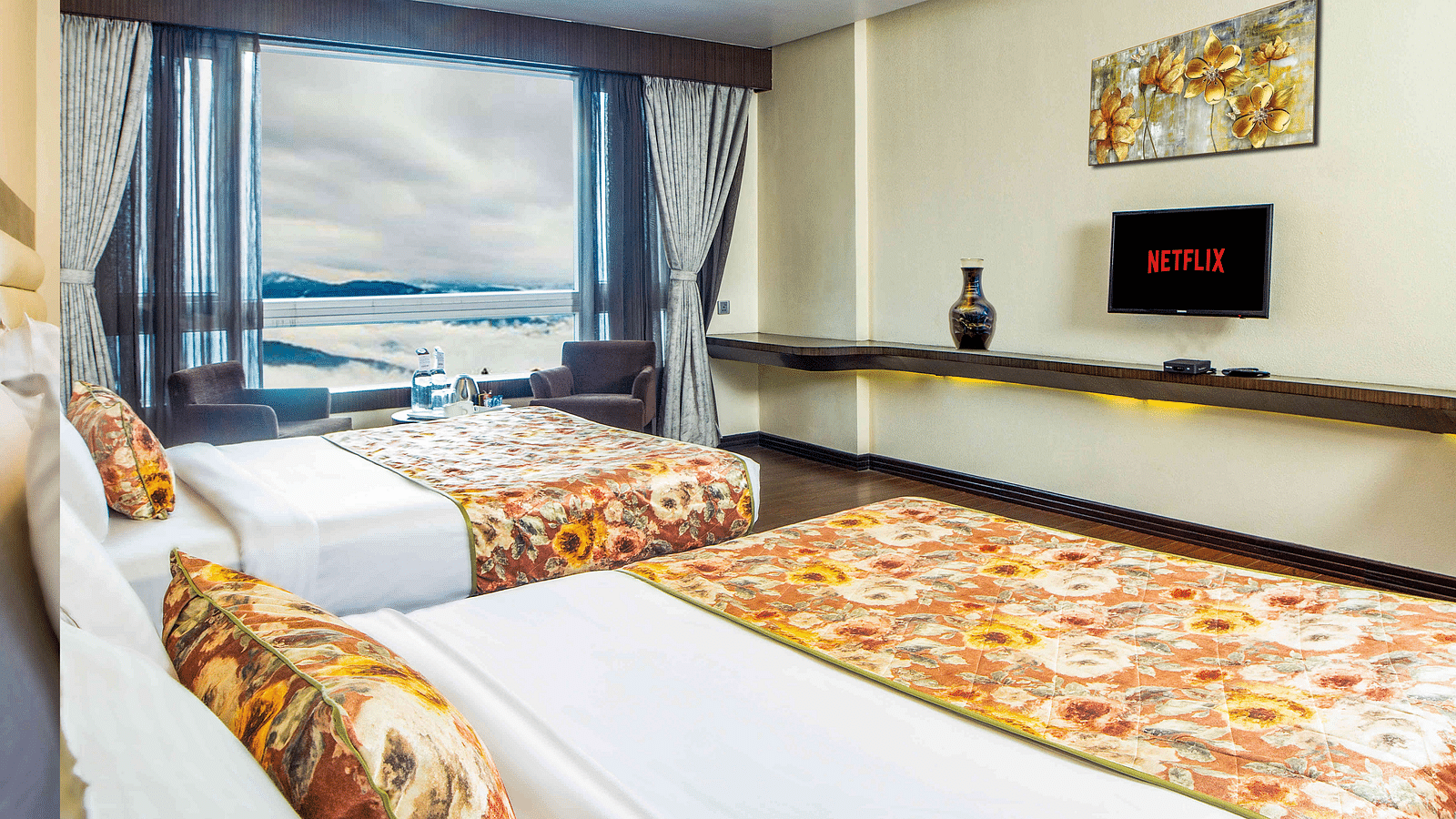 family suite view