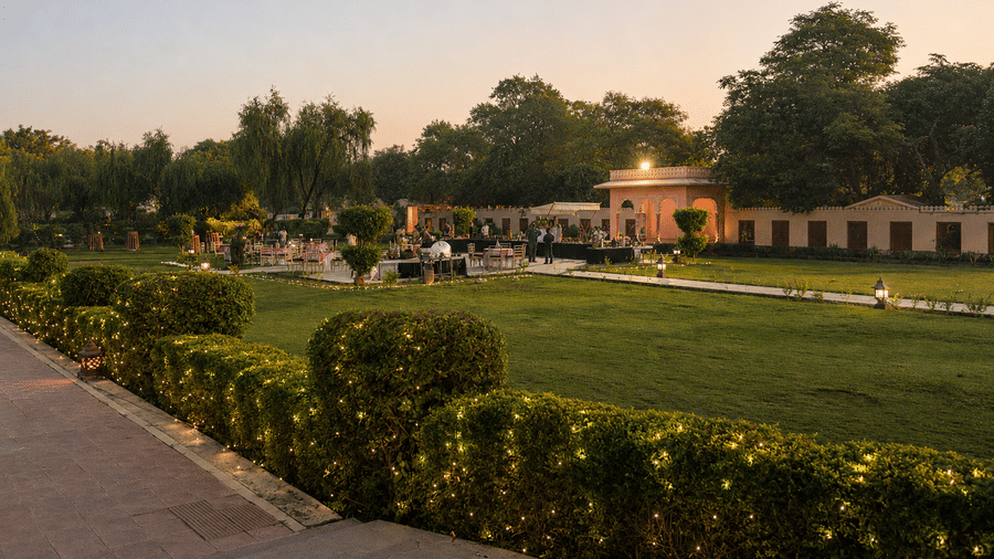 Outdoor Dinner at the lawns-Umaid Palace Dausa-5
