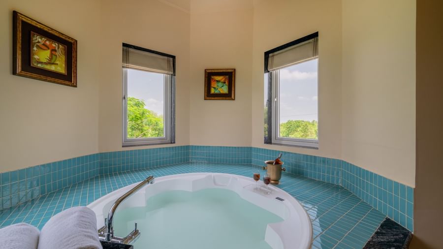 Bathtub - Deluxe - Hotels Near Chand Baori - Resorts Near Abhaneri-4