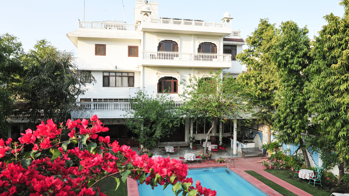 Hotel Meghniwas