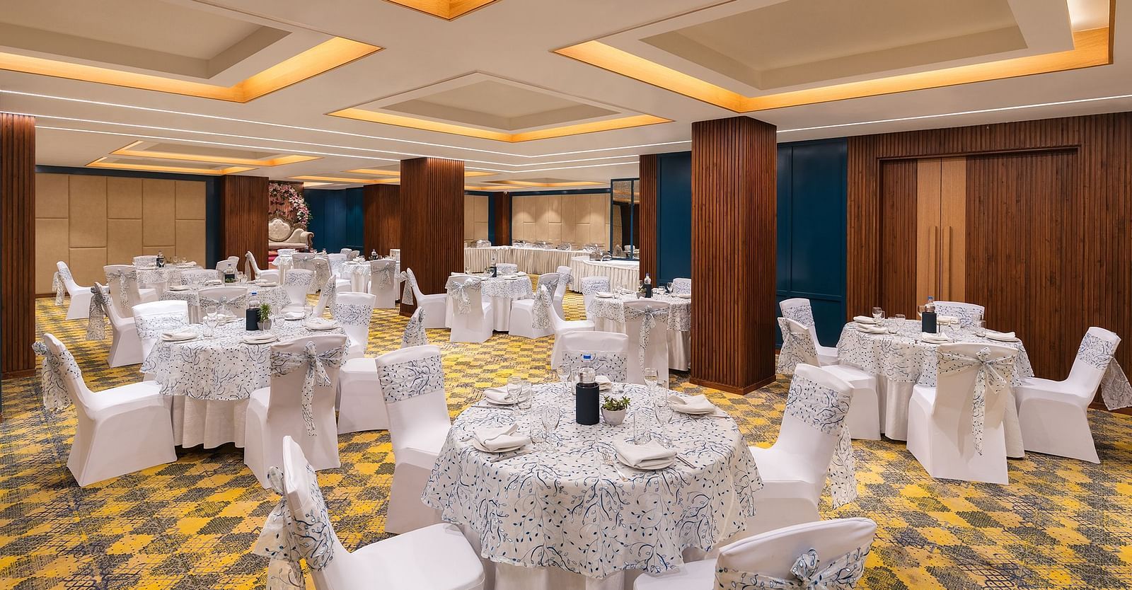 a5- Banquet Hall - Cluster
