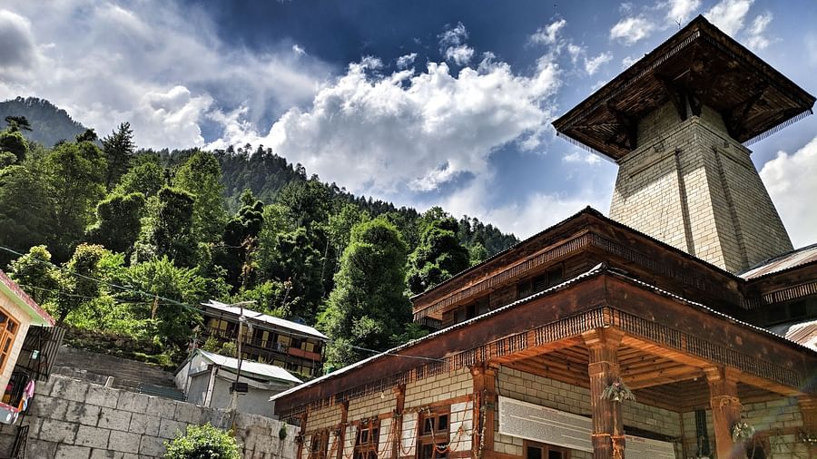 A temple's side view under the bright sky