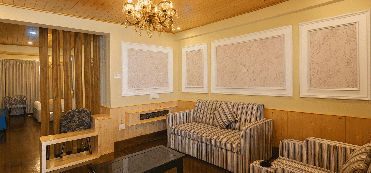 luxury-hotel-suite-living-room-with-chandelier