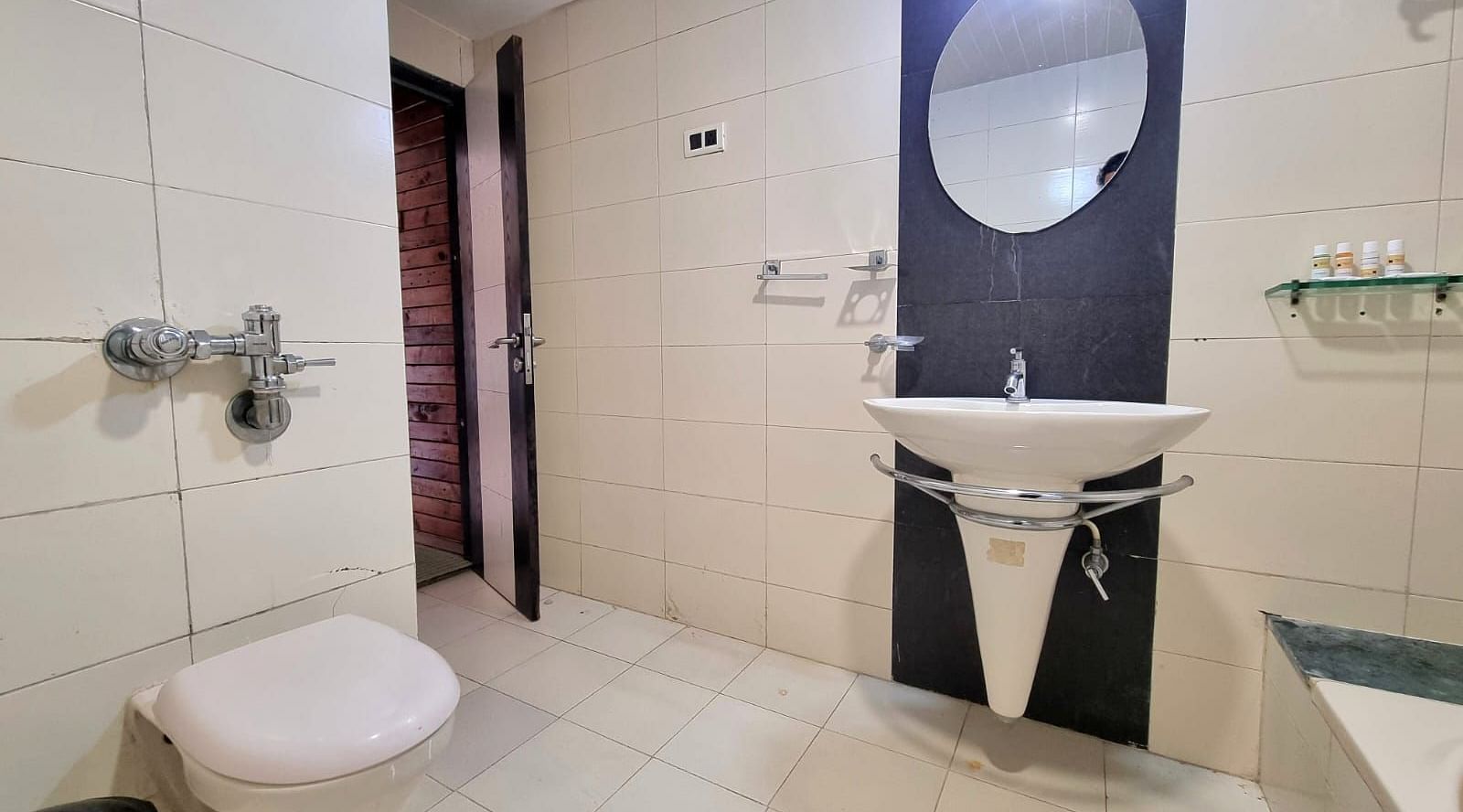 Pent House Washroom