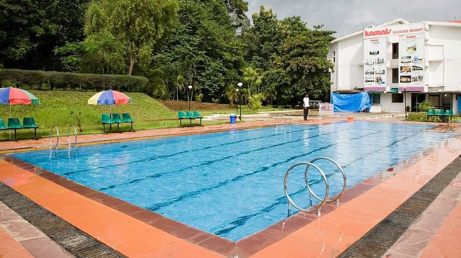 VITS Kamats Resort, Silvassa Silvassa Swiming Pool at Lotus Silvassa Resort in Silvassa ybn7cl