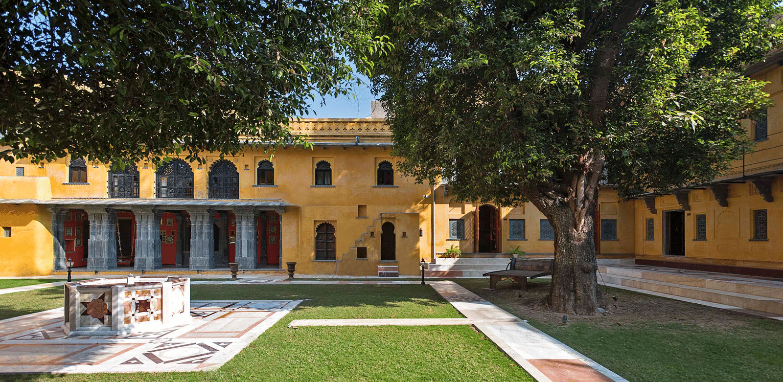gogunda-palace-meetings-events-temple-courtyard-07
