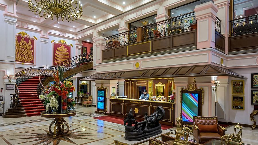 the reception area - Mayfair Lagoon, Bhubaneswar