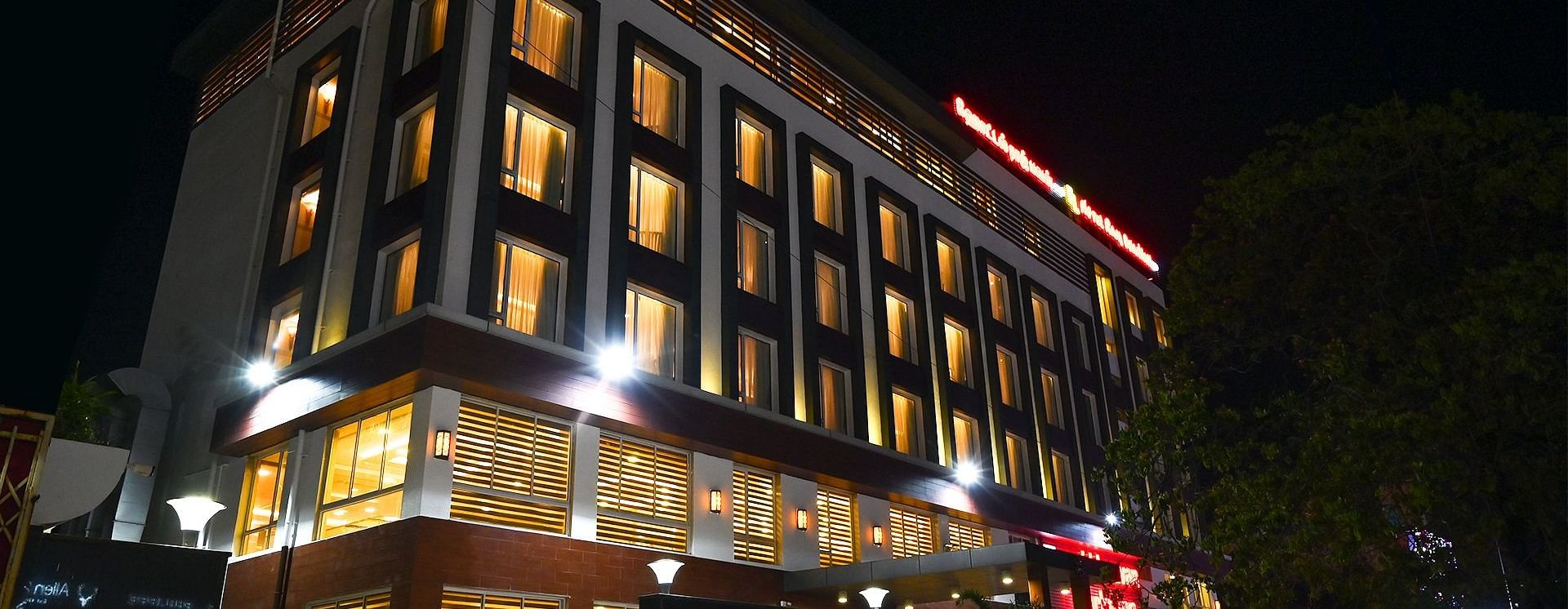 Facade of our hotel in Chennai 03